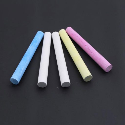 Samolepilna tabla za kredo s 5 barvnimi kredami - Kreativna rešitev