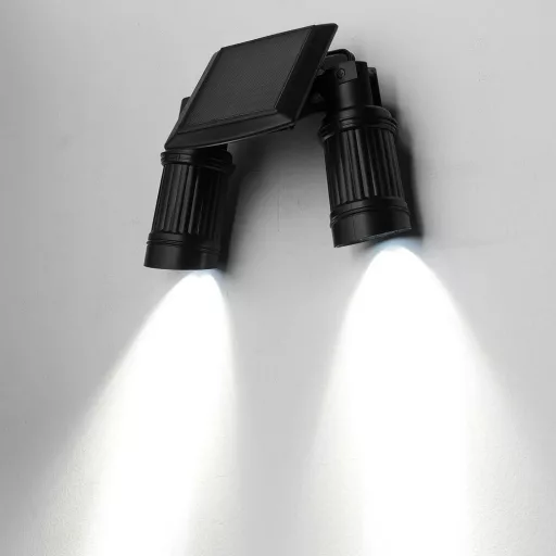 Dvojna solarna LED luč s senzorjem gibanja in funkcijo mrak-do-zore