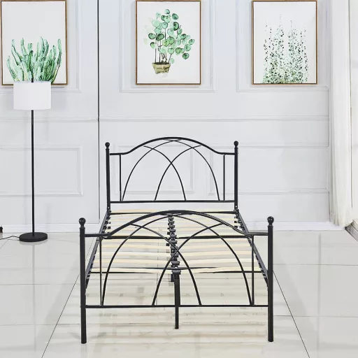 Lotti kovinska postelja z lesenimi letvami, eleganten naslon za glavo, različne velikosti na voljo - črna 90x200 cm