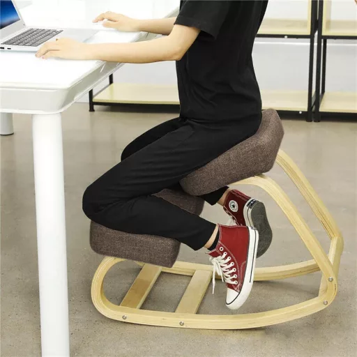 Ergonomski stol za kolena, ki izboljšuje ravnotežje - rjav