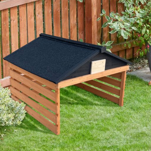 Vremensko odporna lesena skladiščna hiša za robotske kosilnice, prezračevana zasnova