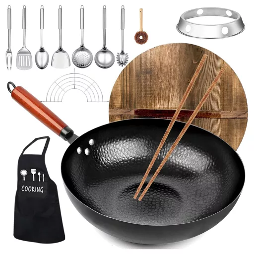Wok ponva z kuhinjskimi pripomočki