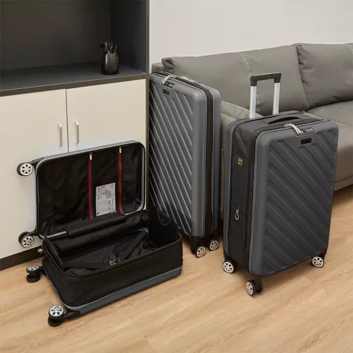 Zložljiv temno sivi kovček, kapaciteta 36L, material PC+ABS, aluminijast ročaj, kolesa premera 5 cm